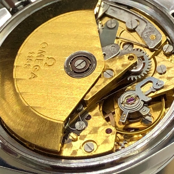 Omega Speedmaster Date Reduced Reverse Panda 39mm Automatic 3511.50 - Picture 4 of 5